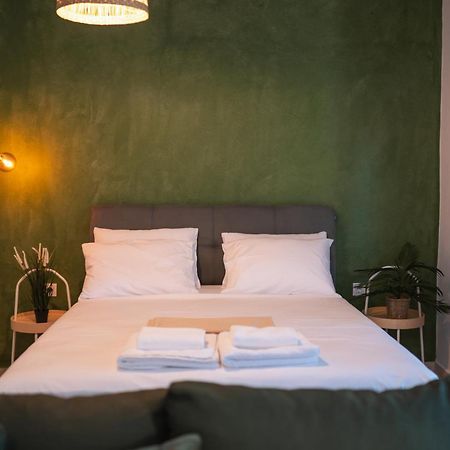 Ancient Forest Suite By Heeaven'S Hall Luxury Suites Alexandroupoli Exterior photo