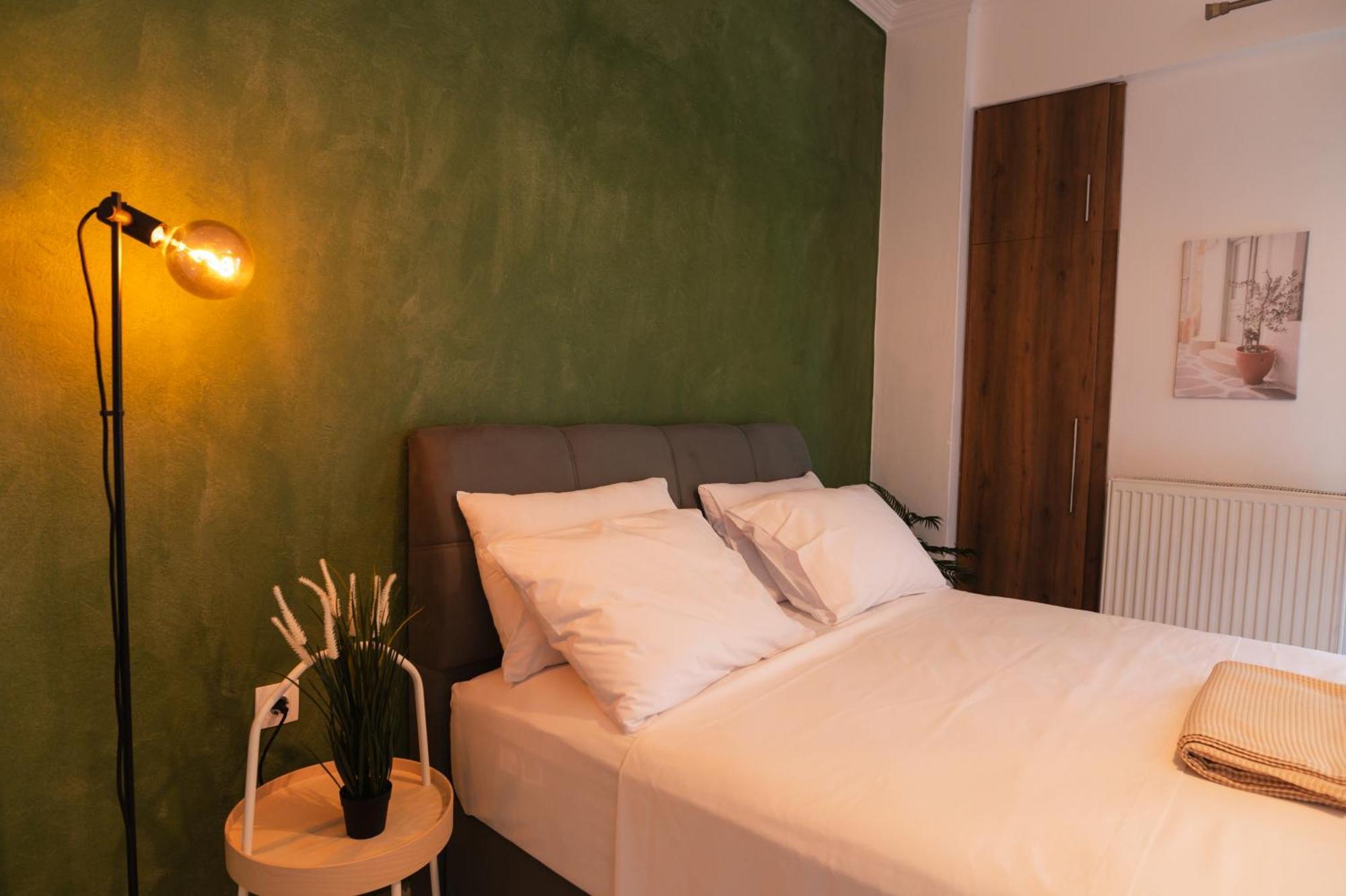Ancient Forest Suite By Heeaven'S Hall Luxury Suites Alexandroupoli Exterior photo